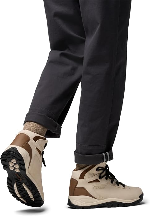 Columbia womens Newton Ridge Plus Waterproof Amped