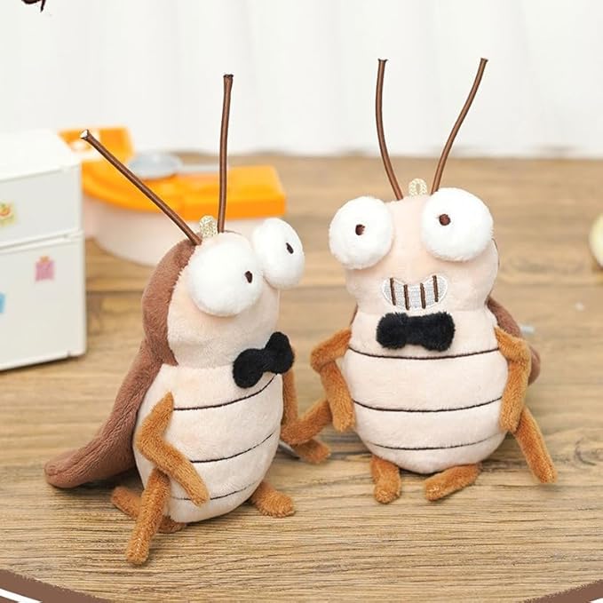 4Inches Evil Cockroach Plushies Creative Animal Keychain Funny Spoof Kawaii Charm Decoration Gifts for Bag Car