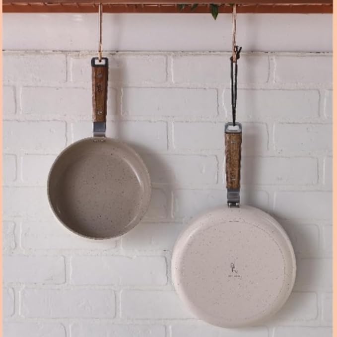 Neoflam Bien 9.5" Nonstick Ceramic Frying Pan with Wooden Handle, Induction Skillet for Healthy Cooking, Stir Fry & Omelet Egg Pan, Kitchen Essential Cookware, Made in Korea (24cm)