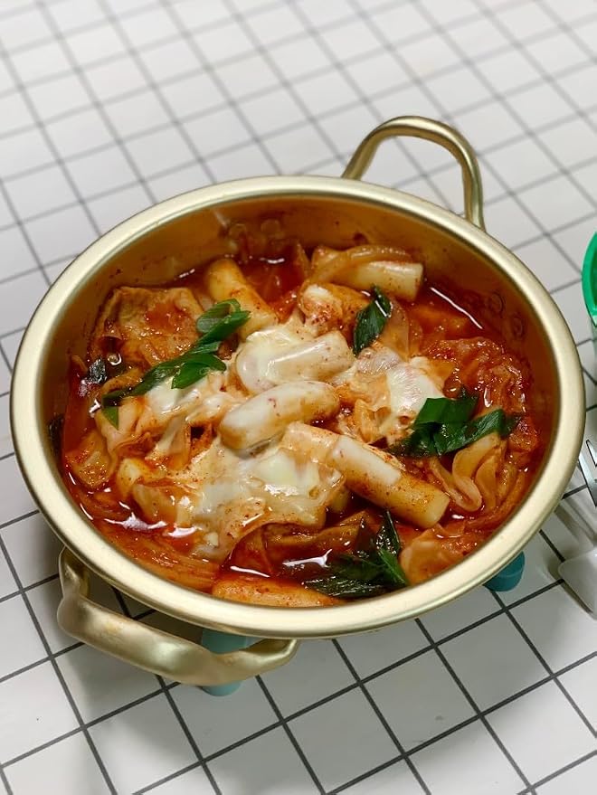Minecook K-Food Crazy Hot Korean Tteokbokki Sauce Powder 떡볶이 - Spicy Korean sauce for Rice Cakes, Stir-Fries, versatile as a seasoning for Asian cuisine, Crazy Hot 4.40 oz, (pack of 2)