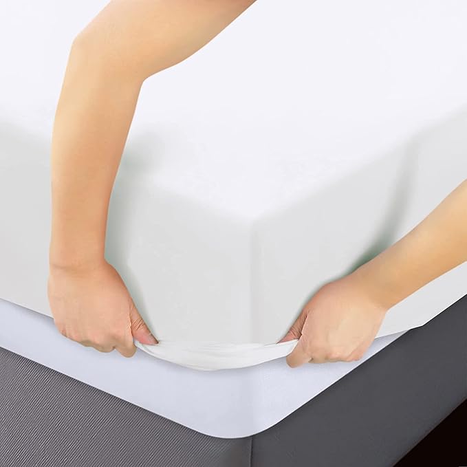 NHNHN Fitted Sheet-Deep Pockets-Soft Microfiber-Easy Care-Shrinkage and Fade Resistant-Fitted Sheets Queen Size for Girl Woman Teens Kids-Only 1 Fitted Sheet (Queen, Off White)