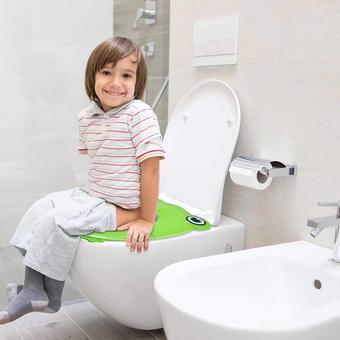 PandaEar Toilet Seat Cover | Folding Travel Toilet Seat for Children and Potty Training | Portable Silicone Toilet Seat for Toddlers, Boys & Girls with Non-Slip Silicone Pads