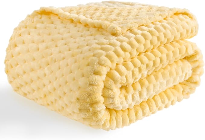 Bnuitland Light Yellow Flannel Throw Blanket (50X70 inches), 300 GSM Fleece Cozy Warm Soft Home Decor Lightweight Bed Sofa Blanket for Adults, Suitable for All Seasons.