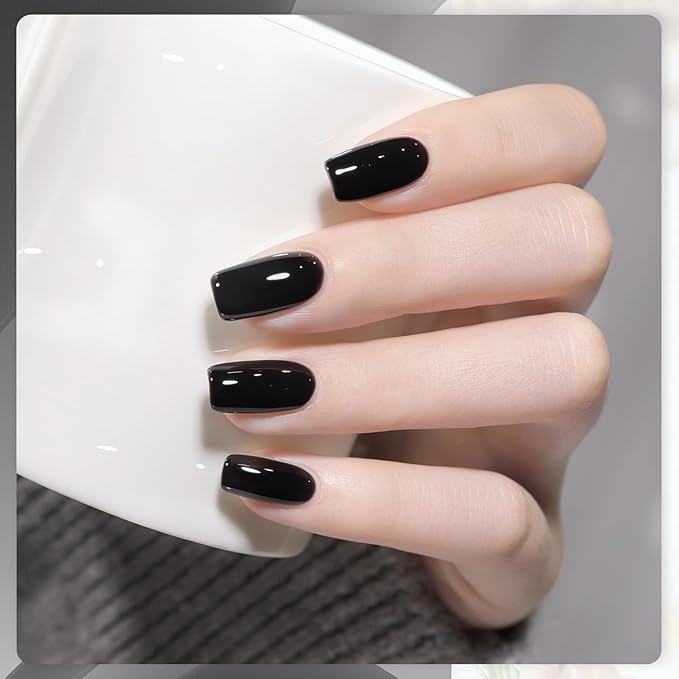 GAOY Black Gel Nail Polish, 16ml Color 1001 Soak Off UV Light Cure Gel Polish for Nail Art DIY Manicure at Home
