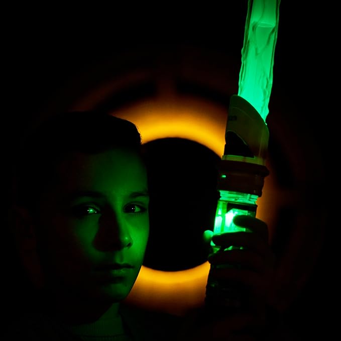 STAR WARS Power Crystal Lightsaber, 7 Colors & 10 Crystals, 50+ Color-Changing Combinations, Lights & Sounds, Toys for Boys & Girls Ages 4+