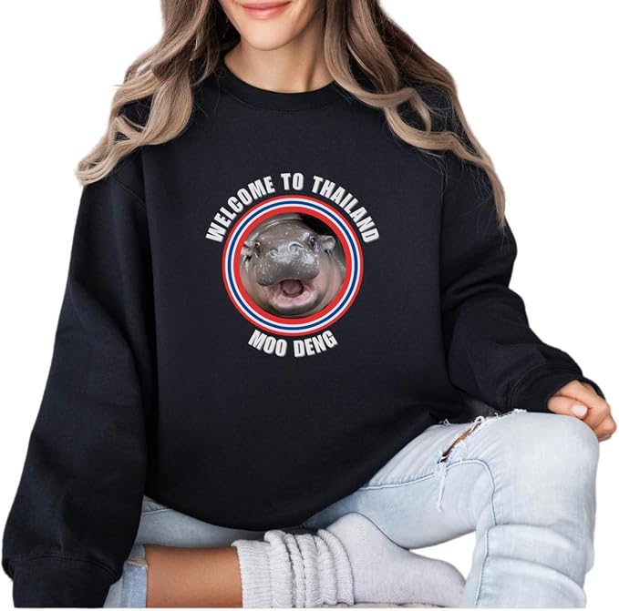 YOUNG GREEN Moo Deng Cute Sweatshirt Moo Deng Bouncy Pig T-Shirt The Cute Baby Hippo Sweatshirt Gift For Womens