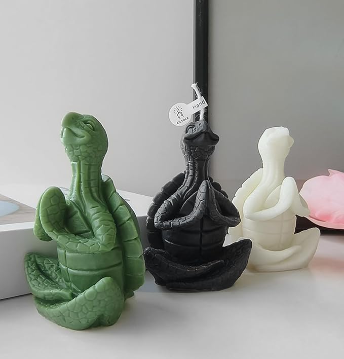 Turtle Yoga Pose Shaped Scented Candle,50G Aroma Soy Wax Decorative Art Candle for Table Photo Prop Birthday,Prefect Gift for Meditation Stress Relief Mood Boosting (White)