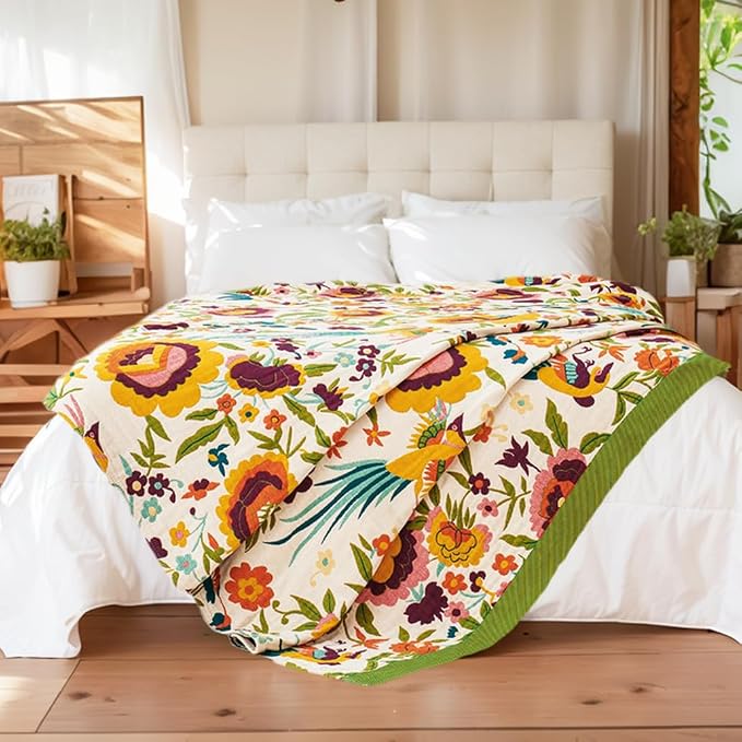 VANJOROY Boho Throw Blanket, 100% Organic Cotton Breathable Ultra Soft 91" x 108" King Bed Quilt Throw - All Season Floral Rustic Farmhouse Decor Luxury Blanket for Sofa Couch Chair and Gift