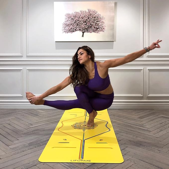 Liforme Travel Yoga mat – Patented Alignment System, Warrior-Like Grip, Non-Slip, Eco-Friendly, Ultra-Lightweight and Sweat Resistant, Made with Natural Rubber