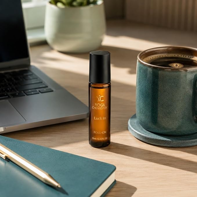 Lock in Essential Oil Roll-On 10 ml / 0.34 fl oz Pre-Diluted Pulse Point Aromatherapy Blend for Focus and Precision Citrus Green Grounded
