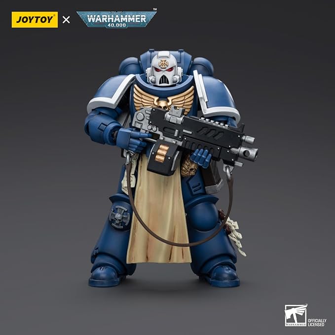 YIZRIO JoyToy Warhammer 40K Ultramarines Sternguard Veteran with Auto Bolt Rifle 1:18 Scale Action Figure Mecha Joy Toy Collection Model 4.76 inch