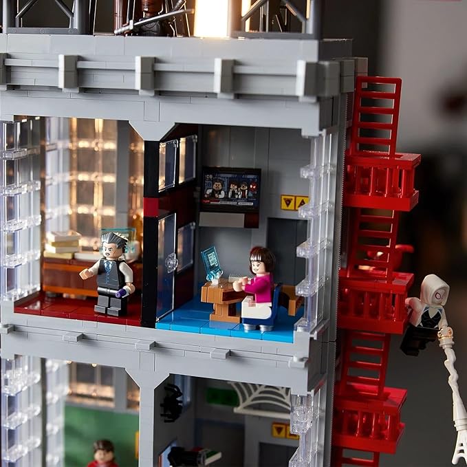 Lego Marvel Super Heroes Playset, from 16 Years - Daily Bugle 76178