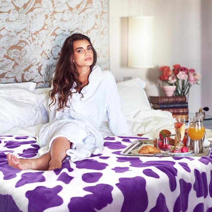 Purple Fleece Blanket for Couch, Cozy Soft GentleSoft Throw Blanket for Women Girls, Lavender Purple Cute Small Throws, Birthday Gifts for Women Mom Sister Best Friend