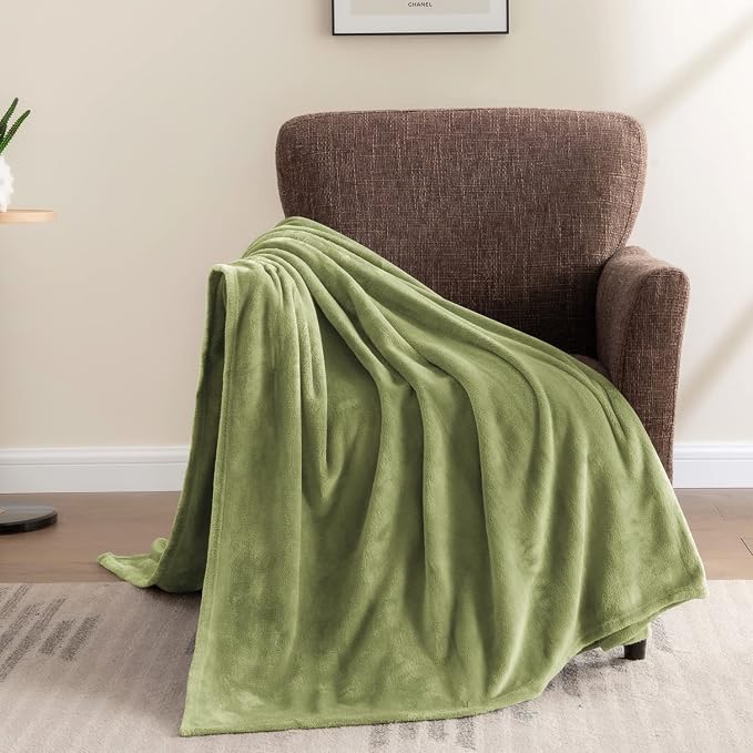 BEDELITE Fleece Blanket Soft Plush Throw for Couch Dusty Green 50"x60" | Ultra Soft Fleece, Plush Microfiber, Lightweight Warmth, All Season Comfort, Fade Resistant, Machine Washable, Couch Sofa Bed