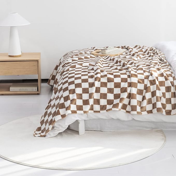 LOMAO Throw Blankets Flannel Blanket with Checkerboard Grid Pattern Soft Throw Blanket for Couch, Bed, Sofa Luxurious Warm and Cozy for All Seasons (Khaki, 90"x90")