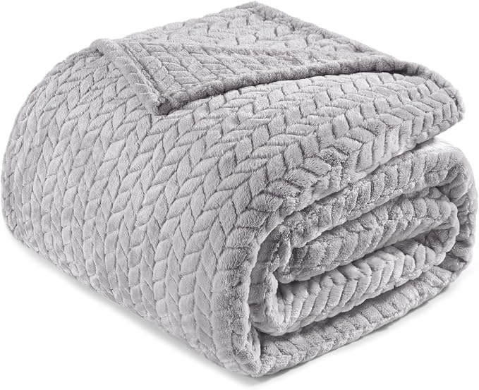 Exclusivo Mezcla Soft Fleece Bed Blanket Twin Size, 60”x80”, Light Grey | Cozy Fluffy Lightweight Blankets for Summer, Decorative Plush Flannel Throws for Living room, Bedroom with Leaves Pattern