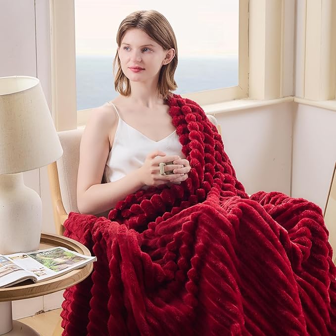 NEWCOSPLAY Super Soft Queen Blanket Red Premium Silky Flannel Fleece 3D Ribbed Jacquard Lightweight Bed Blanket All Season Use (Red Ribbed, Queen(90"x90"))