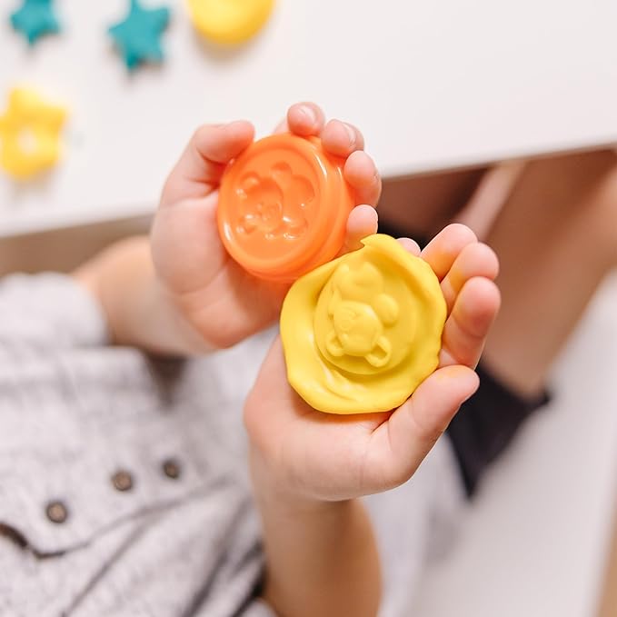 Melissa & Doug Created by Me! Cut, Sculpt, and Roll Modeling Dough Kit with 8 Tools and 4 Colors of Modeling Dough