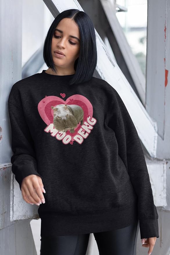 YOUNG GREEN Moo Deng Cute Sweatshirt Moo Deng Bouncy Pig T-Shirt The Cute Baby Hippo Sweatshirt Gift For Womens
