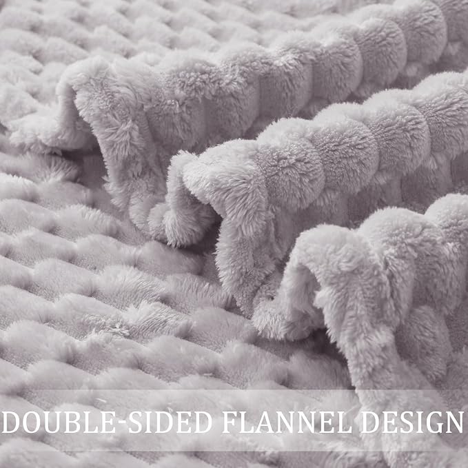 Exclusivo Mezcla 3D Fleece Queen Size Blanket for Bed, Light Grey | Extra Soft Fuzzy Plush Lightweight Bed Blankets, Cozy Fluffy Decorative Blankets for All Seasons, 90x90 Inches