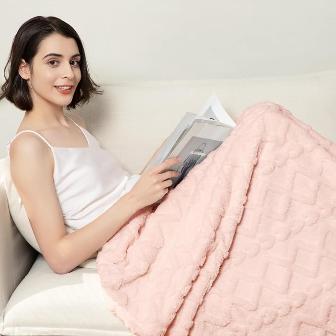 Aganear Fleece Throw Blanket for Couch Sofa 50"x60" Pink | Lightweight Fuzzy Throw,Warm Gift for Women,Christmas,Housewarming,Soft,Boho Design for Room Home Decor,All-Season Use