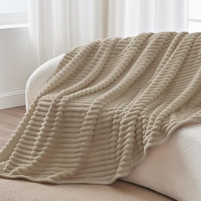 BEDELITE Striped Fleece Throw Blanket, Linen, 50"x60" | 300GSM Microfiber Fleece, Soft Cozy, Lightweight Warm, Machine Washable, Room Decor, Ideal Gifts, for Couch Sofa