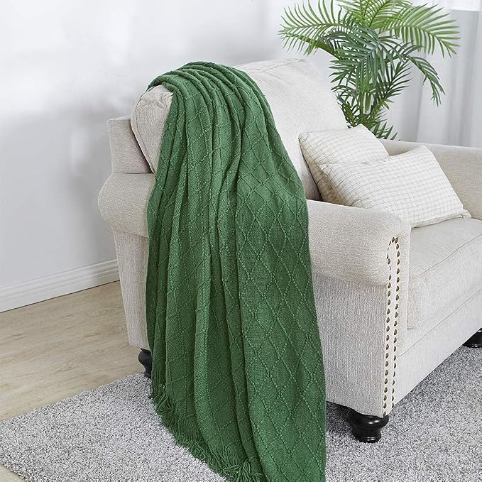 BOURINA Green Throw Blanket 60x80 Inch Boho Knitted Soft Throw Sofa Blanket | Knitted Throw Blanket 60x80 Inches, Soft Lightweight Boho Weave Throw Decorative Couch Blanket for Living Room Bedroom Chair