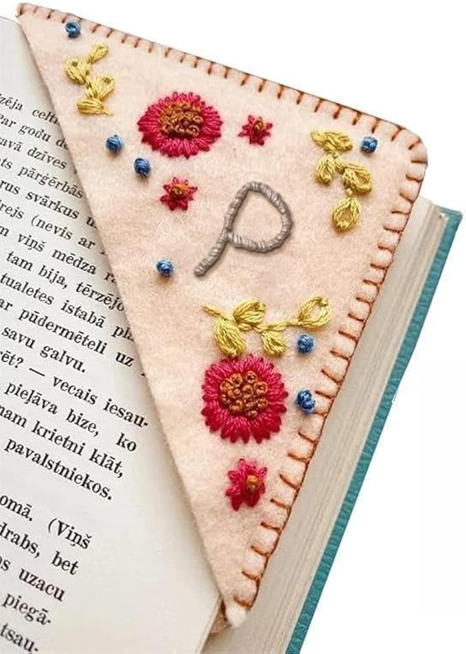 MOTEERLLU Personalized Hand Embroidered Corner Bookmark,Felt Triangle Page Stitched Handmade Bookmark,Unique Cute Flower Letter Embroidery Bookmarks Accessories for Book Lovers(Fall-p)