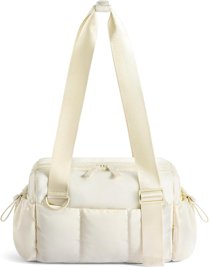 Uselike Small Gym Bag for Women, 7L Mini Duffle Bag for Travel, Lightweight Quilted Puffer Bag for Daily, Cute Shoulder Bag for Dance with Wet Pocket (Off White)