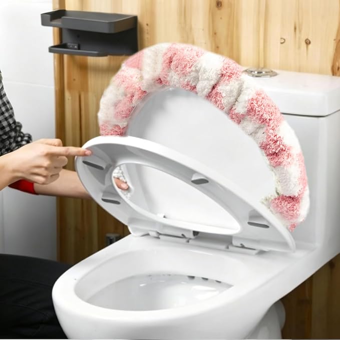 Retro Pink-and-White Checkered Bathroom Toilet Seat Cover Classic checkered toilet seat cover Machine-washable bathroom decor Fits most round, oval, and elongated (pink and white)