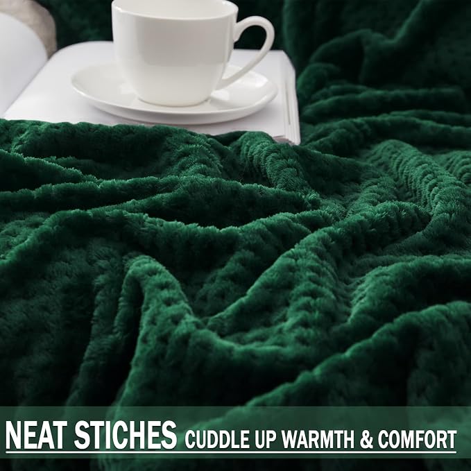 Exclusivo Mezcla Soft Waffle Fleece Bed Blanket Queen Size, Green | Lightweight Plush Blanket for Bed, Bedroom, Cozy Flannel with Waffle Texture, Stylish Home Decor, All Season, 90x90 Inches
