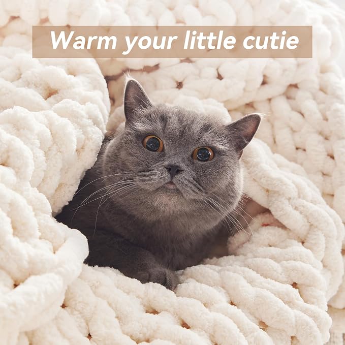 Negwoo Chunky Knit Throw Blanket, Knitted Throw Chenille Yarn, 30"*40" | Soft Thick Cable Knitted Blankets, Handmade Big Thick Blanket, Machine Washable Cute Comfy Blanket for Home Decor,Cream White