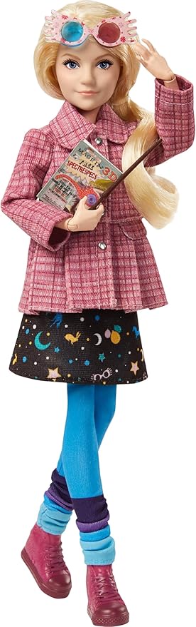 Mattel Harry Potter Collectible Toy, Luna Lovegood Doll & Accessories, Signature Look with Quibbler & Spectrespecs
