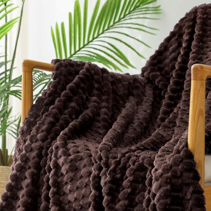 Exclusivo Mezcla Large 3D Fleece Throw Blanket for Couch, Coffee | Extra Soft Fuzzy Plush Lightweight Throws, Cozy Fluffy Decorative Blankets for All Seasons, 50x70 Inches