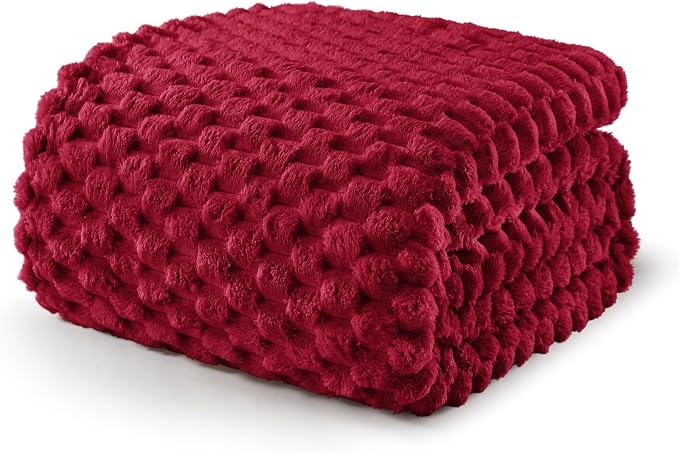 Exclusivo Mezcla 3D Fleece Twin Size Blanket for Bed, Deep Red | Extra Soft Fuzzy Plush Lightweight Bed Blankets, Cozy Fluffy Decorative Blankets for All Seasons, 90x66 Inches