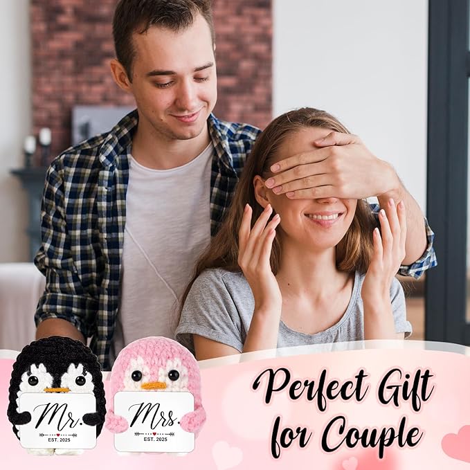 QUPT Wedding Gifts, Mr and Mrs Gift Penguin 2025, Bridal Shower Gifts, Wedding Present for Couples 2025, Just Married Gift for Newlywed Couple, Bride, Penguin Doll Mr and Mrs Present