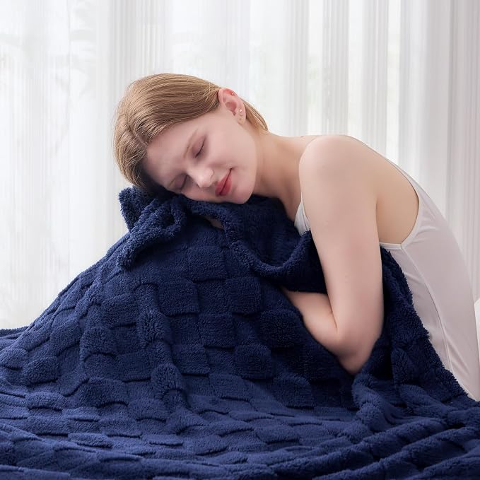 NEWCOSPLAY 3D Checkered Flannel Throw Blanket, Dark Navy, 50"x70" | Super Soft Cute Lightweight Decorative Premium Silky Fleece Blanket for Couch Sofa Bed, Gift for Women Men, All Season Use