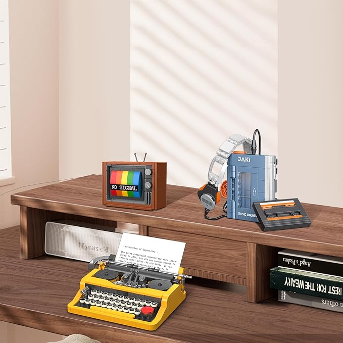 JMBricklayer Typewriter Walkman Television Building Toys 20131, Collectible Vintage Display Model Office Room Decor, Creative Hobbies Activity, Unique Gift Ideas for Adults Teens Kids(660 Pieces)