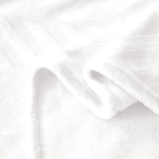 Whale Flotilla Flannel Fleece Fall Bed Blanket Queen Size, White | Lightweight Breathable Soft Bedspread, Plush Fluffy Coverlet Chevron Design Decorative Blanket for Home Life, 90x90 Inch
