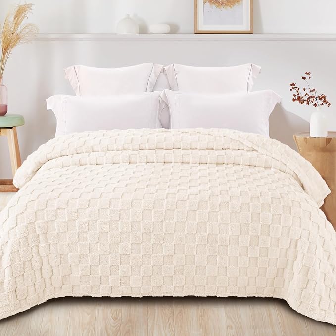 Exclusivo Mezcla 3D Checkered Fleece Queen Blanket for Bed, Ivory | Super Soft and Cozy Fluffy Blanket, Lightweight, Breathable, Decorative Blanket for Living Room, Bedroom, All Season, 90"x90"