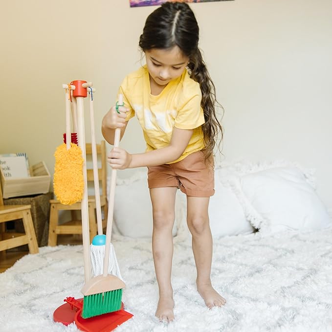 Melissa & Doug Dust Sweep Mop 6-Piece Pretend Play Set, Toddler Toy Cleaning, Pretend Play Home Cleaning, Kids Broom and Mop Set for Ages 3+