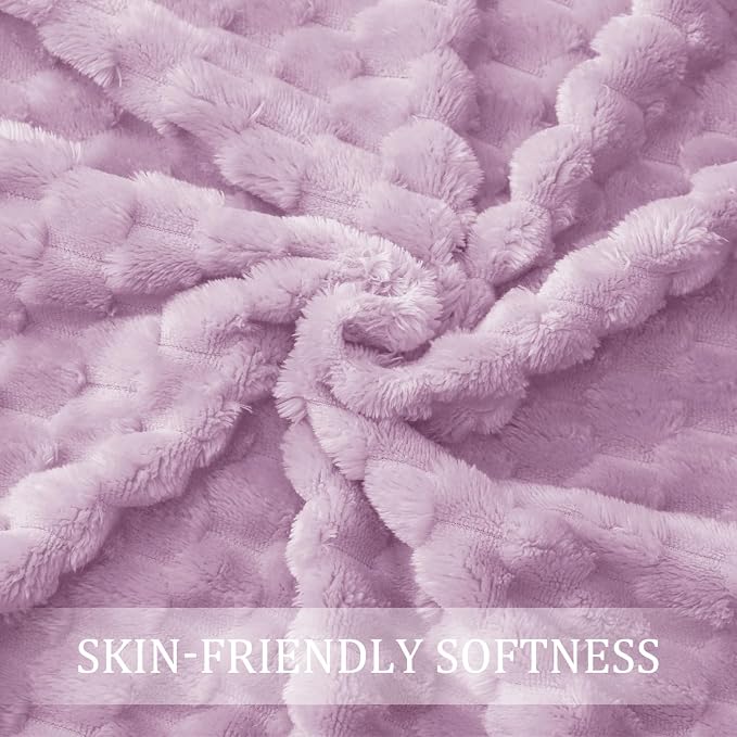 Exclusivo Mezcla Large 3D Fleece Throw Blanket for Couch, Lilac Purple | Extra Soft Fuzzy Plush Lightweight Throws, Cozy Fluffy Decorative Blankets for All Seasons, 50x70 Inches