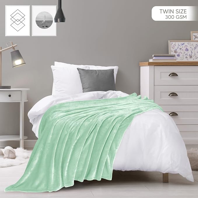 Utopia Bedding Soft Fleece Bed Blanket Twin Size Mint Green (60x80 Inch) | Microfiber Plush Warm Lightweight Breathable Cozy Blanket Anti-Static, All Season Use, Gift for Women and Men