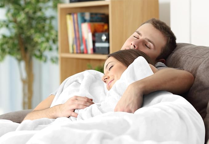 Utopia Bedding Ultra Soft Fleece Bed Blanket Throw Size White (50x60 Inch) | Microfiber Plush Warm Lightweight Breathable Cozy Blanket Anti-Static, All Season Use, Gift for Women and Men