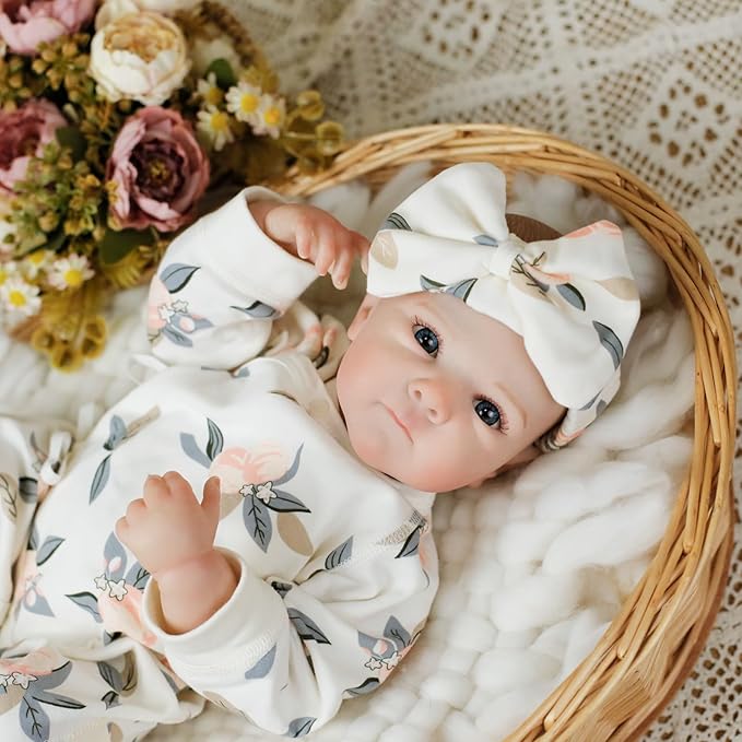 Lifelike Reborn Baby Dolls - 20Inch Soft Vinyl Realistic Newborn Baby Dolls Poseable Real Life Baby Girls Dolls with Doll Accessories and Gift Box for 3+ Year Old Girls Kids