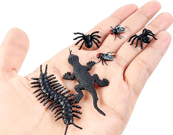 TIHOOD 225PCS Realistic Fake Bug Trick Joke Toys Cockroaches Spiders Centipedes Scorpions Worms Ants Flies Gecko for Halloween Party Fool's Day Decoration
