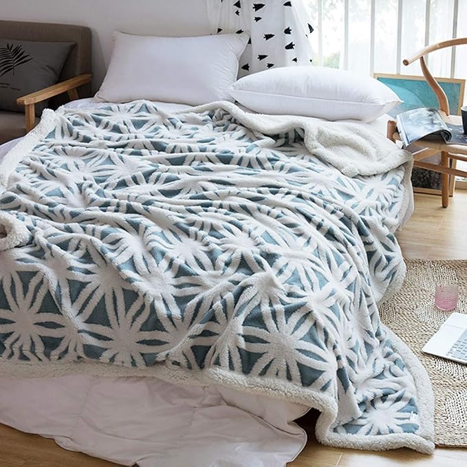 LOMAO Sherpa Fleece Blanket Gifts for Mom Dad Cozy Soft Throw Blanket for Women Men Birthday Gifts Dual Sided Couch Sofa Bed Blanket (Light Blue, 71''x80'')