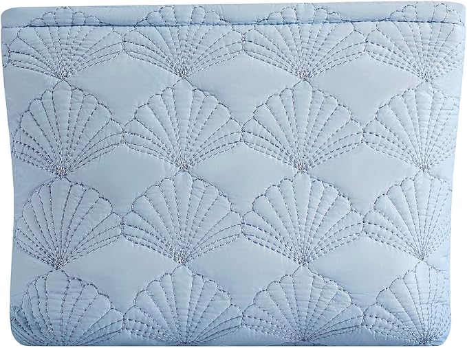 uekeboag White Quilted Cotton Makeup Pouch,Coquette Quilted Toiletry Bag for Women and Girls, Floral Coquette Organizer Bag, Aesthetic Travel Cosmetic Bags(LightBlue Shell)