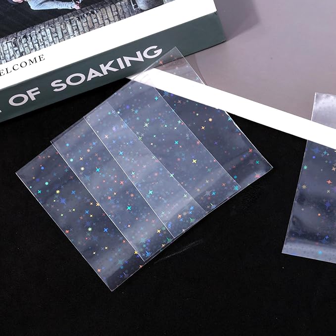 Penitue 100pcs Photocard Sleeves, 9.1x6.5cm/3.58x2.56in Star-Shape Laser Flashing Card Sleeves Holographic Foil Protective Cover for Card Enthusiasts