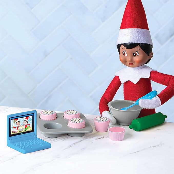 Elf on The Shelf - Brown Eyed Boy Scout Elf & Elf Polar Props
